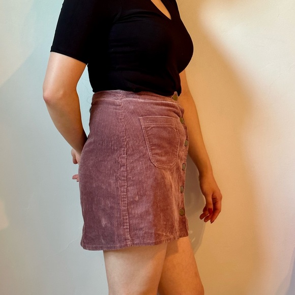 Lilac Corduroy Skirt 🪷 - Picture 4 of 4